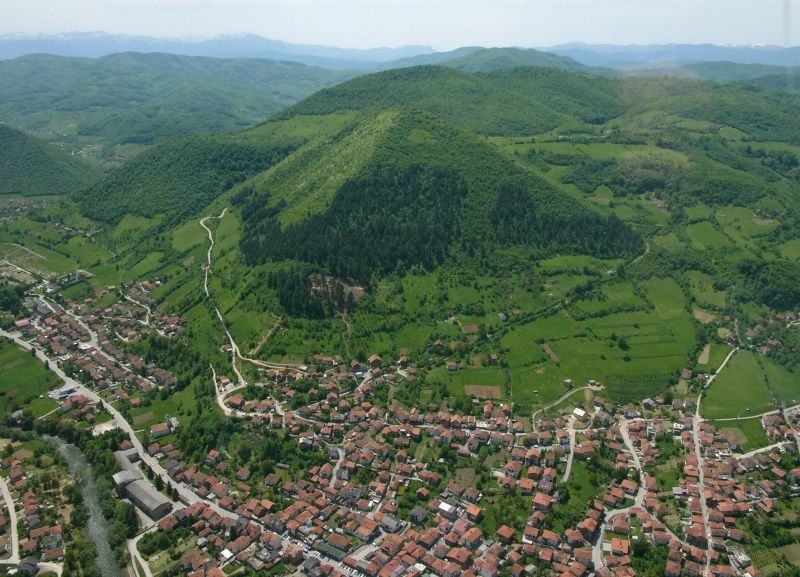 File:Bosnia-pyramid.jpg